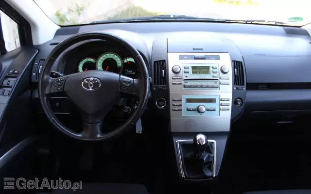 TOYOTA Corolla Verso Sol