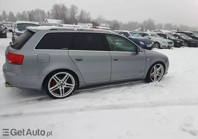 AUDI A4 Avant 2.0 T FSI quattro