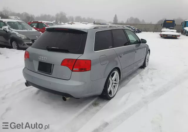 AUDI A4 Avant 2.0 T FSI quattro