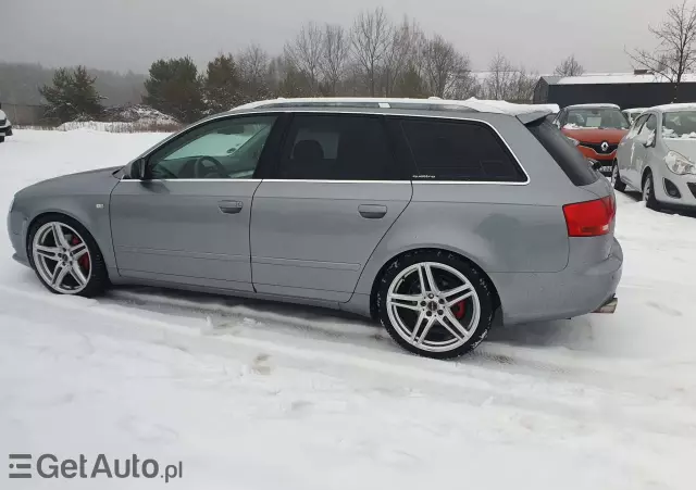 AUDI A4 Avant 2.0 T FSI quattro