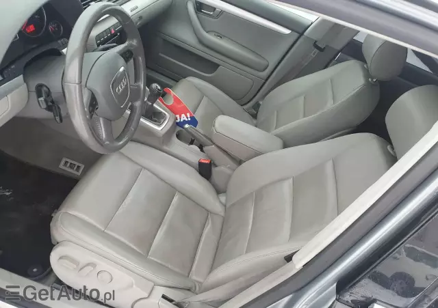 AUDI A4 Avant 2.0 T FSI quattro