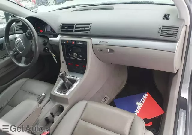 AUDI A4 Avant 2.0 T FSI quattro