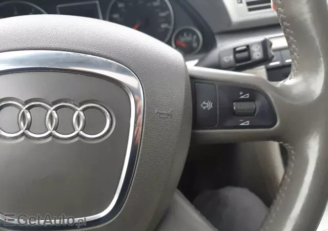 AUDI A4 Avant 2.0 T FSI quattro