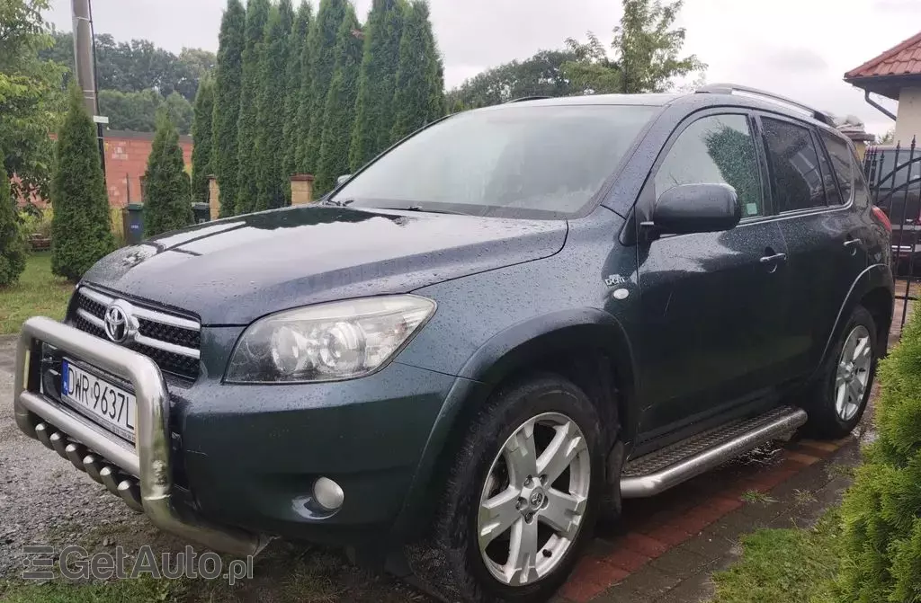 TOYOTA Rav 4 