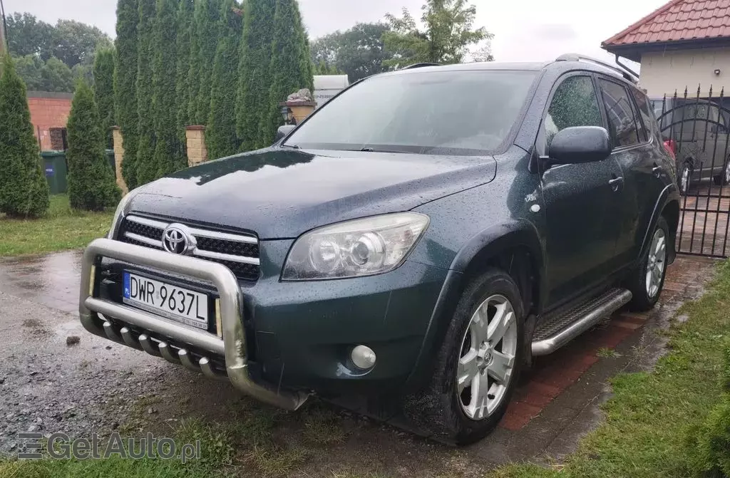 TOYOTA Rav 4 