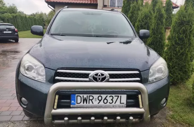 TOYOTA Rav 4 