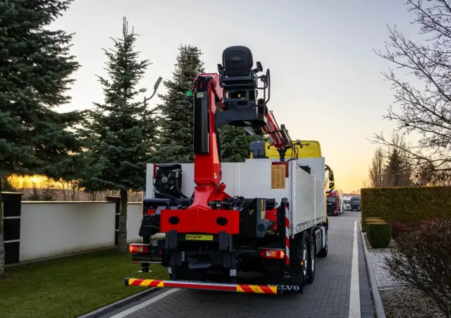 VOLVO VOLVO///FH///500///2018///HDS/// PALFINGER///PK22.001L///PILOT/// ROTATOR///CHWYTAK///OŚ SKRĘTNA/// BADANIE UDT///STAN BARDZO DOBRY/// 