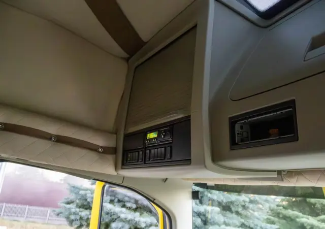 VOLVO VOLVO///FH///500///2018///HDS/// PALFINGER///PK22.001L///PILOT/// ROTATOR///CHWYTAK///OŚ SKRĘTNA/// BADANIE UDT///STAN BARDZO DOBRY/// 