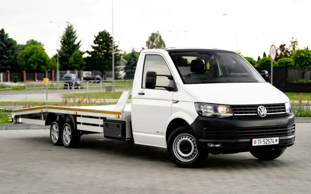 VOLKSWAGEN T6 