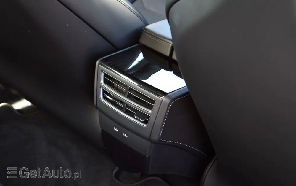 TESLA Model S Long Range Plus