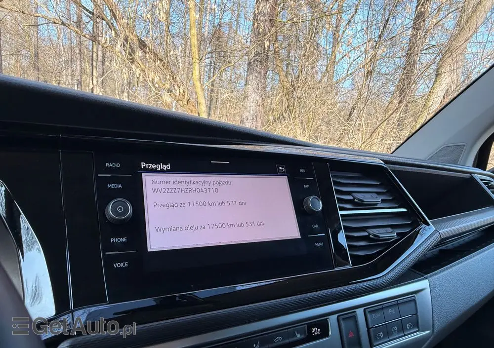 VOLKSWAGEN Caravelle 