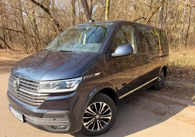 VOLKSWAGEN Caravelle 