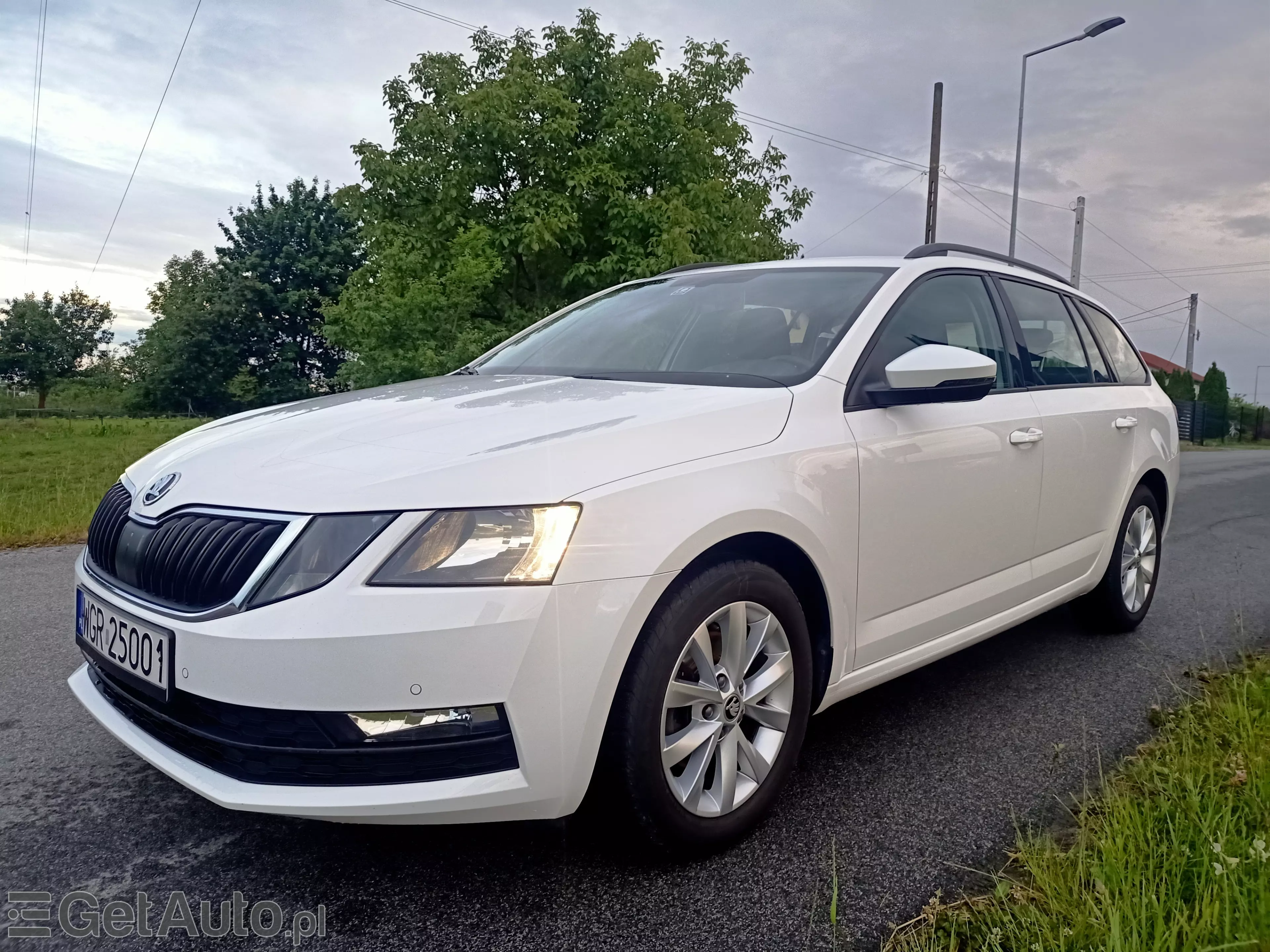 SKODA Octavia Ambition
