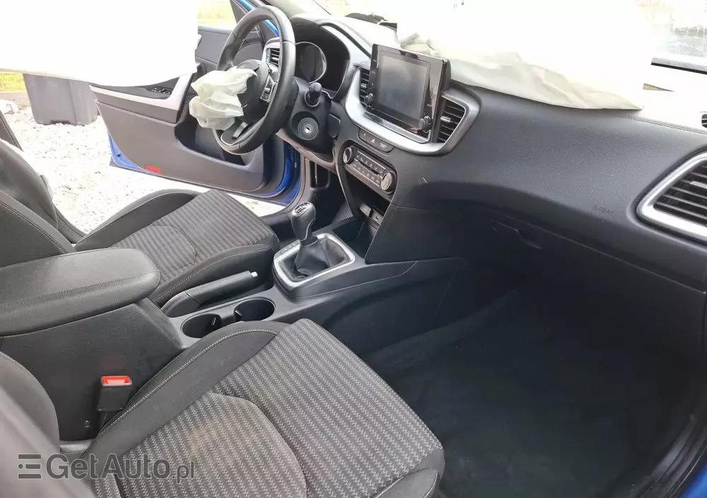 KIA Ceed 1.5 T-GDI M