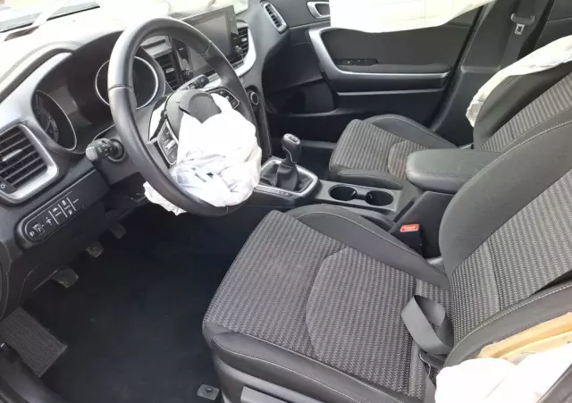 KIA Ceed 1.5 T-GDI M