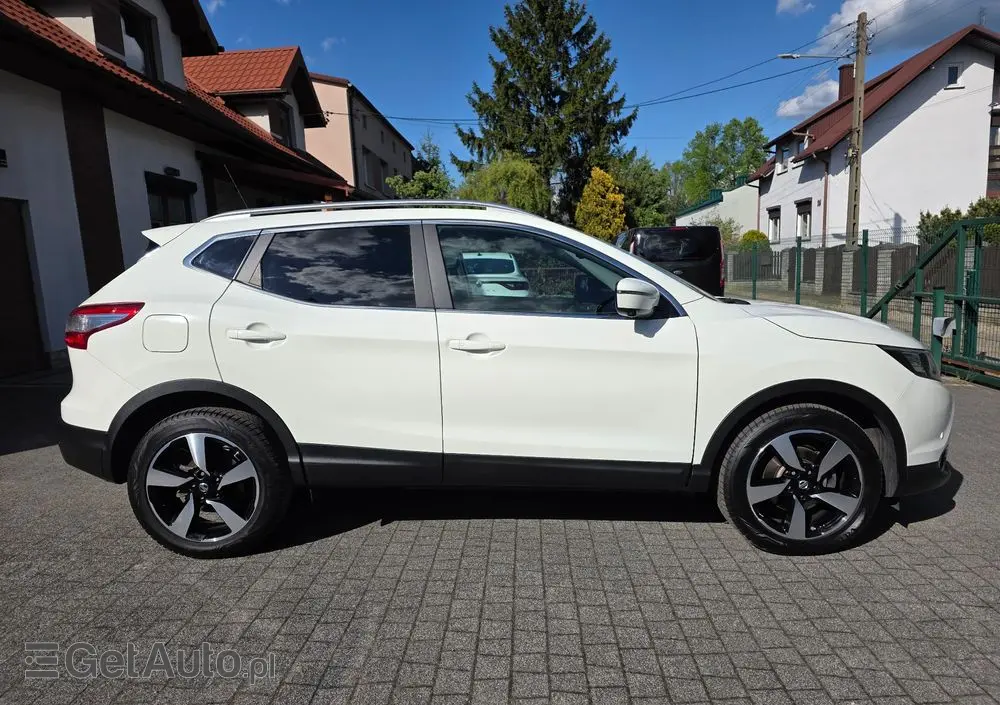 NISSAN Qashqai 1.2 DIG-T 360