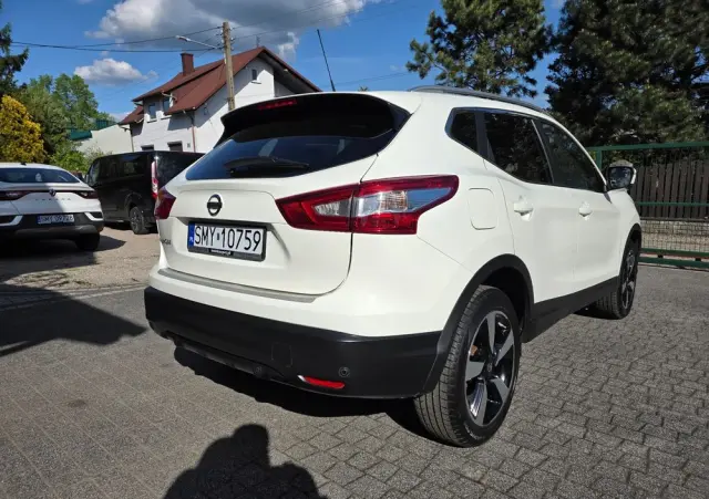 NISSAN Qashqai 1.2 DIG-T 360