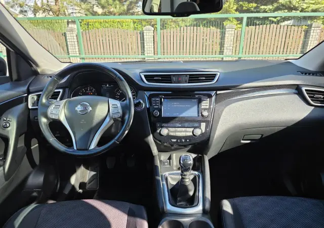 NISSAN Qashqai 1.2 DIG-T 360
