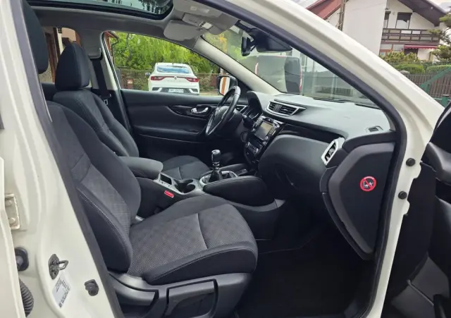 NISSAN Qashqai 1.2 DIG-T 360