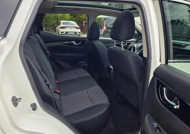 NISSAN Qashqai 1.2 DIG-T 360