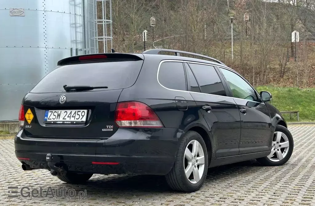 VOLKSWAGEN Golf 1.6 TDI (105 KM)