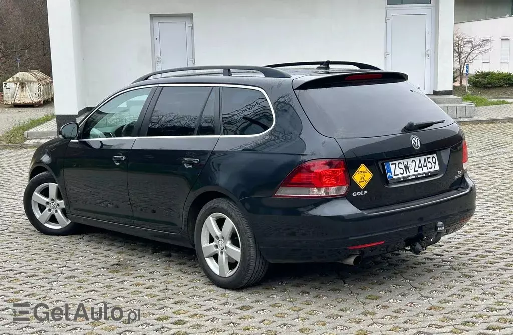 VOLKSWAGEN Golf 1.6 TDI (105 KM)