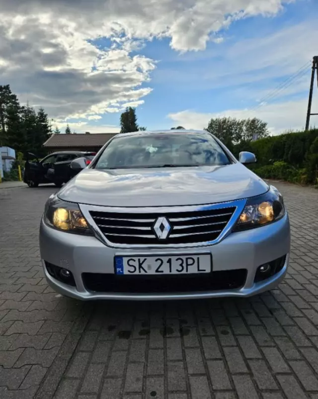 RENAULT Latitude 