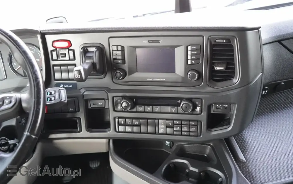 SCANIA S 460 / RETARDER / KLIMA POSTOJOWA / OPONY 100% 