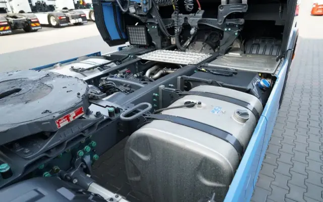 SCANIA S 460 / RETARDER / KLIMA POSTOJOWA / OPONY 100% 