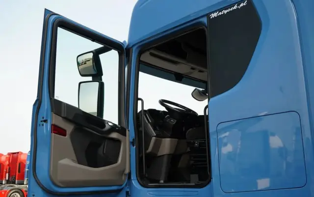 SCANIA S 460 / RETARDER / KLIMA POSTOJOWA / OPONY 100% 