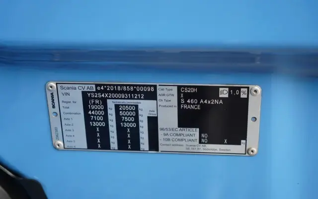 SCANIA S 460 / RETARDER / KLIMA POSTOJOWA / OPONY 100% 
