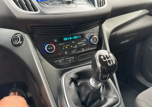 FORD Kuga 1.5 EcoBoost FWD Titanium ASS