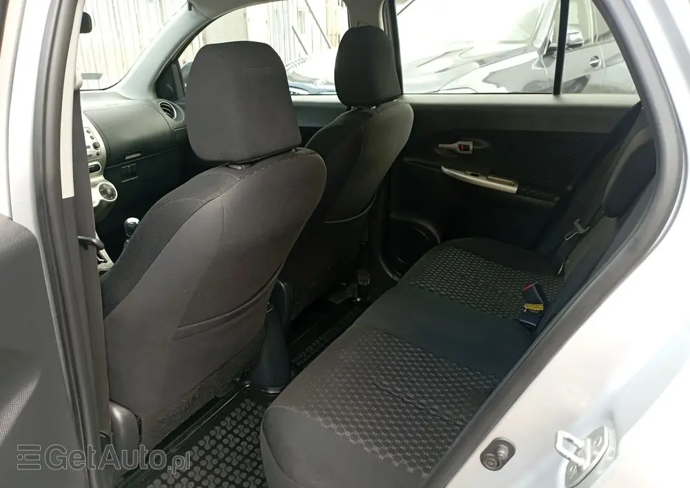 TOYOTA Urban Cruiser 1.33 Sol