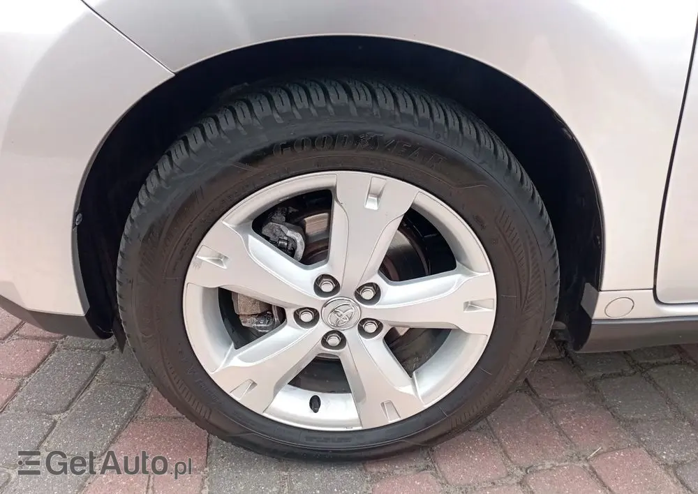 TOYOTA Urban Cruiser 1.33 Sol