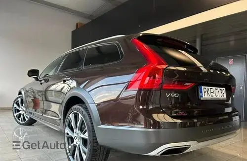VOLVO V90 Cross Country 