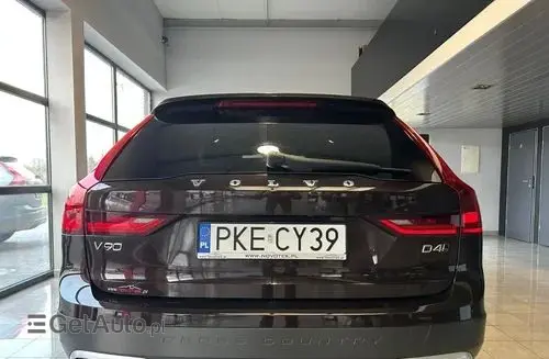 VOLVO V90 Cross Country 