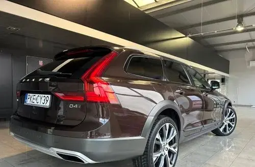VOLVO V90 Cross Country 