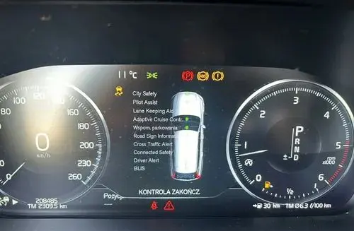 VOLVO V90 Cross Country 