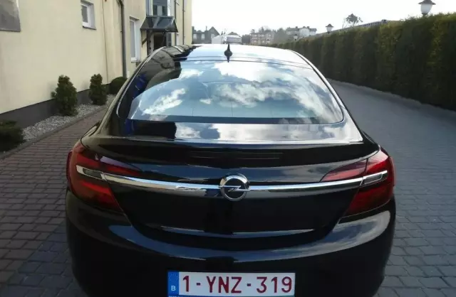 OPEL Insignia 