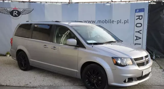 DODGE Grand Caravan 