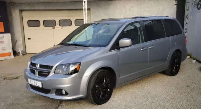 DODGE Grand Caravan 