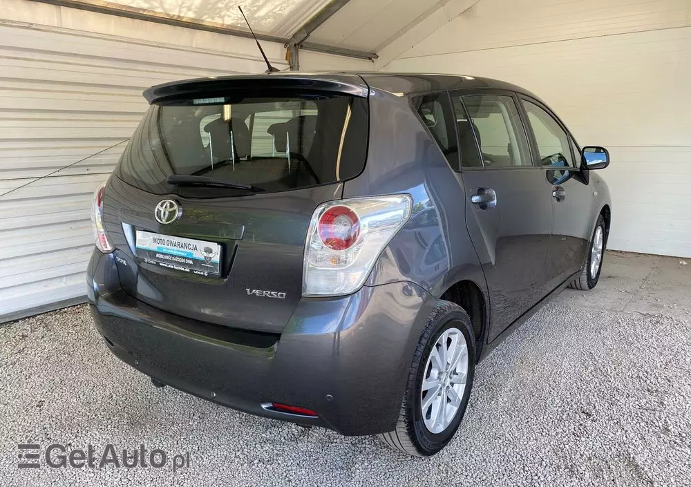 TOYOTA Verso 1.8 Sol plus EU5 7os