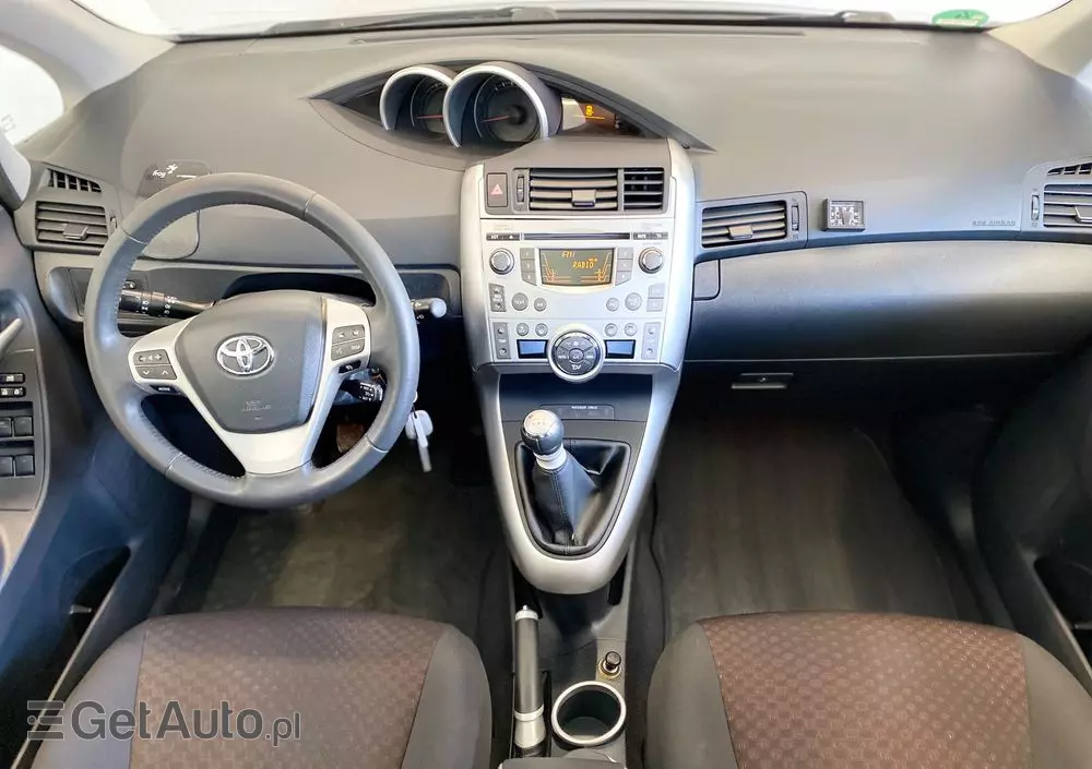 TOYOTA Verso 1.8 Sol plus EU5 7os