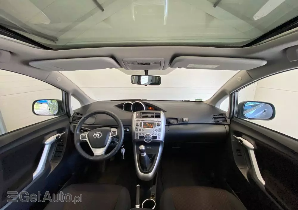 TOYOTA Verso 1.8 Sol plus EU5 7os