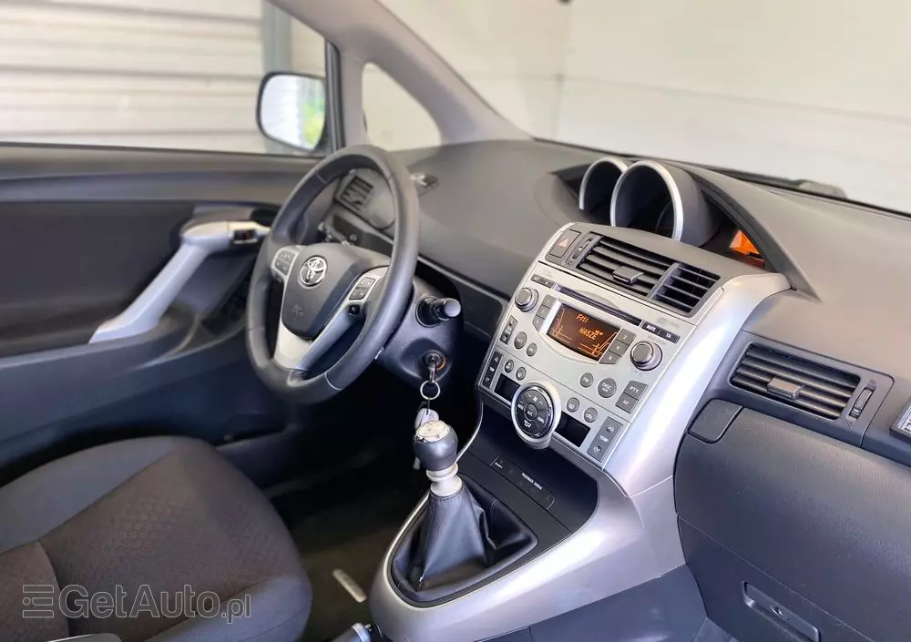 TOYOTA Verso 1.8 Sol plus EU5 7os