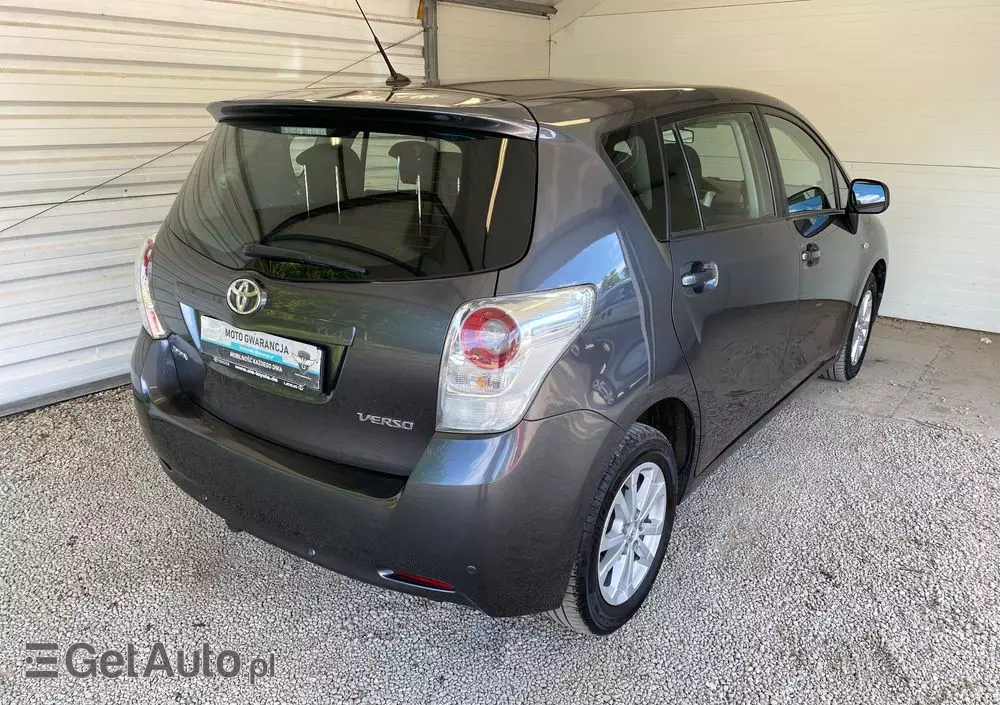 TOYOTA Verso 1.8 Sol plus EU5 7os