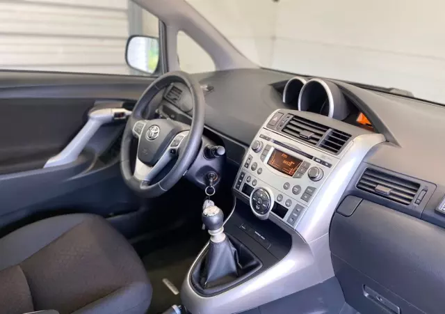 TOYOTA Verso 1.8 Sol plus EU5 7os