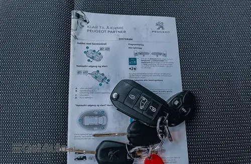 PEUGEOT Partner 