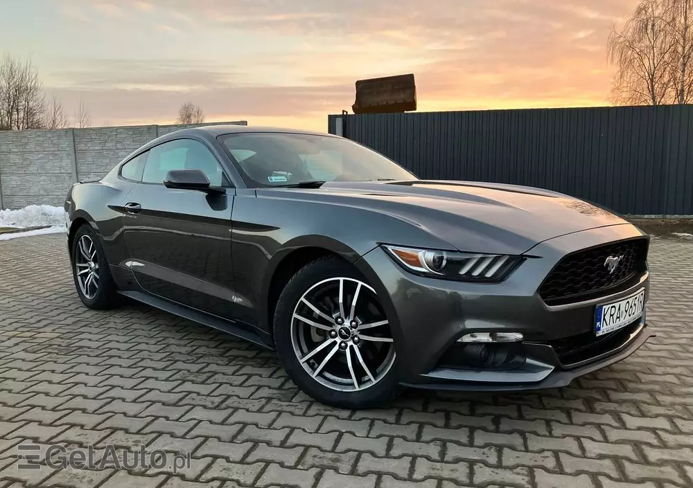 FORD Mustang 2.3 EcoBoost
