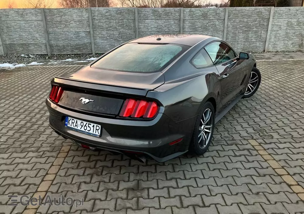 FORD Mustang 2.3 EcoBoost